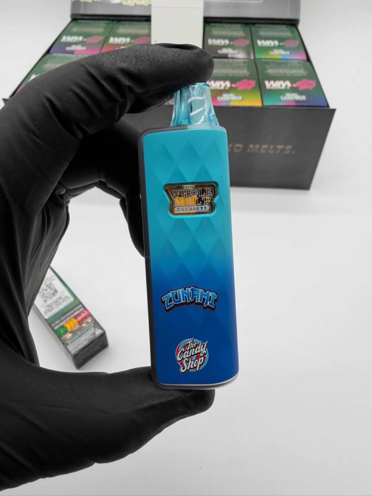 Whole Melt Zunami blue dual-chamber device