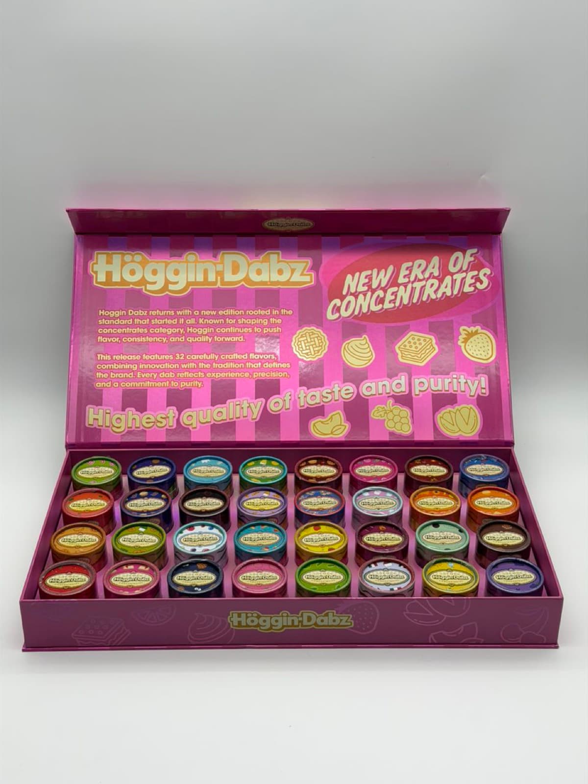 Höggin Dabz display opened to 32 jars